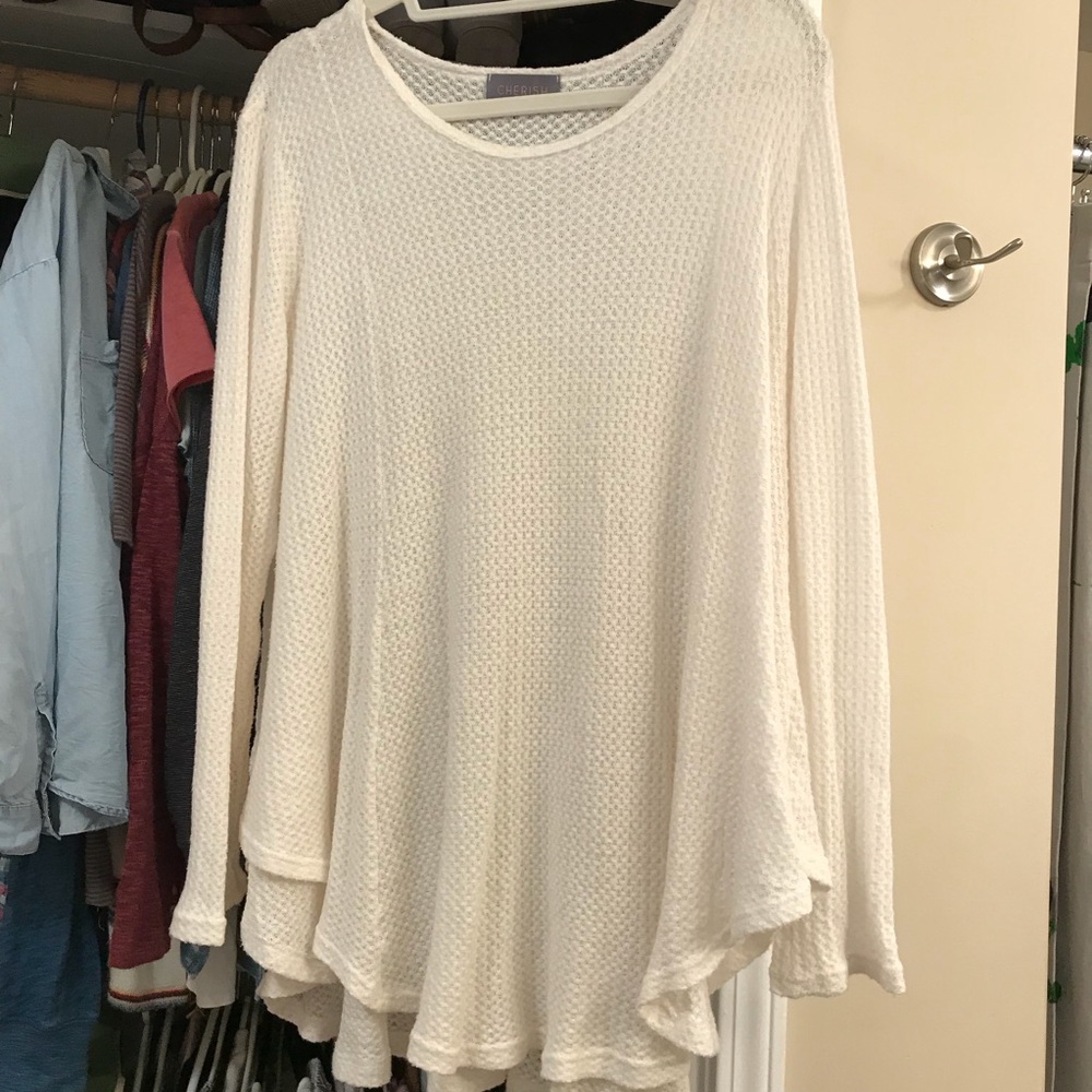 Oversized clean sweater